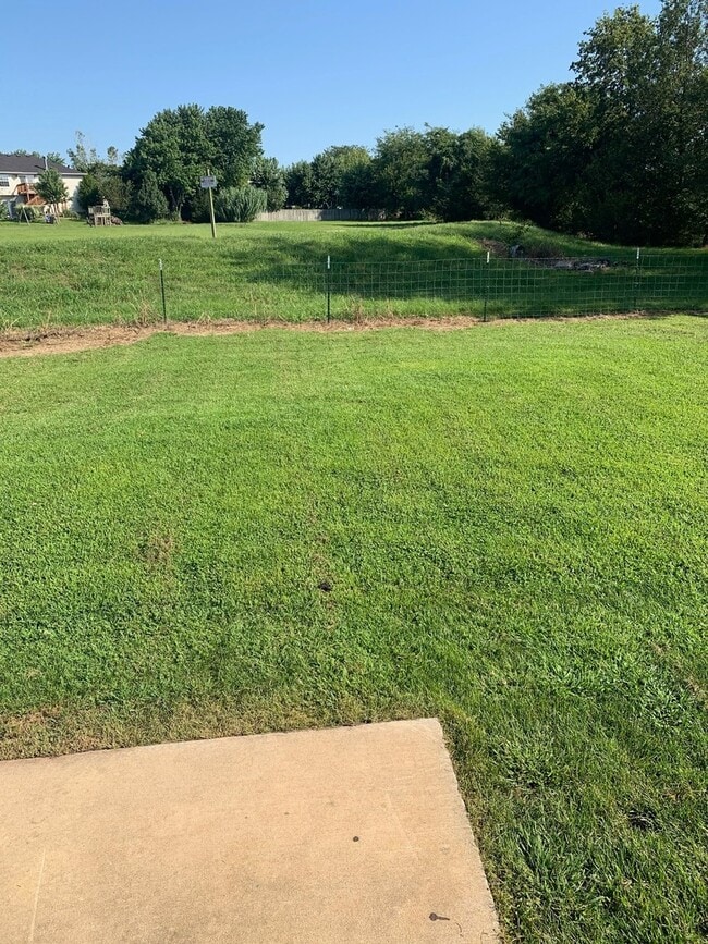 Building Photo - Country Setting 4 Bedroom House in Willard