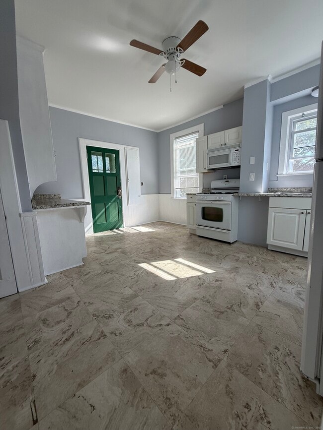Building Photo - 248 Crystal Ave