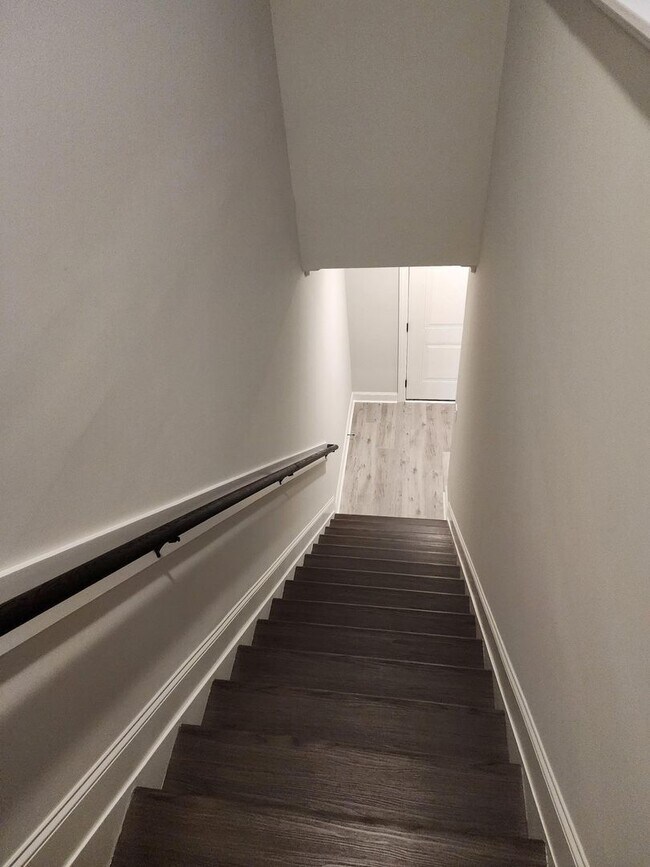 Building Photo - 2104-A  N. Kali Lane