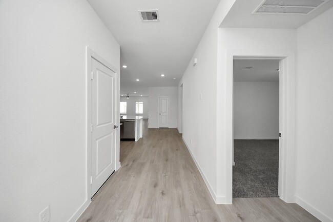 Building Photo - 31138 Warwick Coast Ct