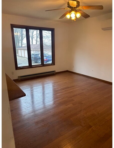 Building Photo - 4726 Trevor Cir