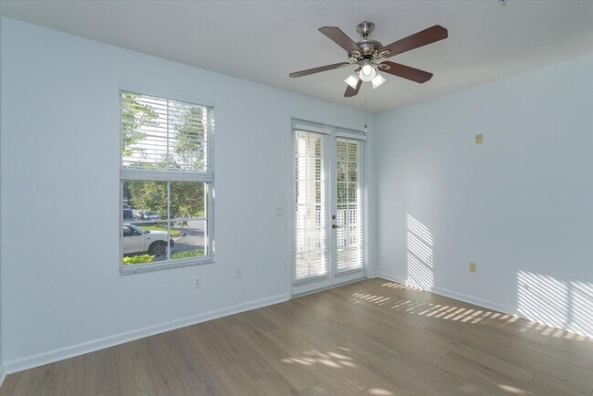 Building Photo - Baldwin Park 2/2 Condo, *Ground Floor* Attached Garage with Enders Park Views! Available June 2026