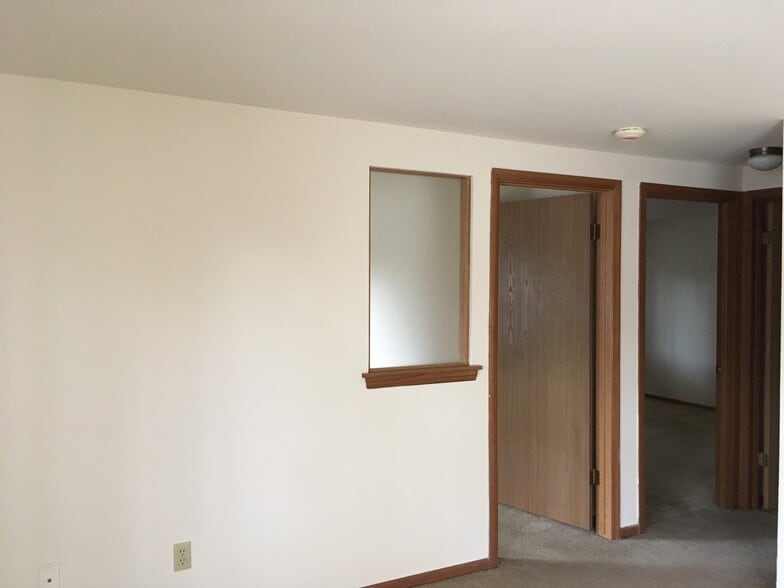 entrance to bedroom - 10700 W Grange Ave