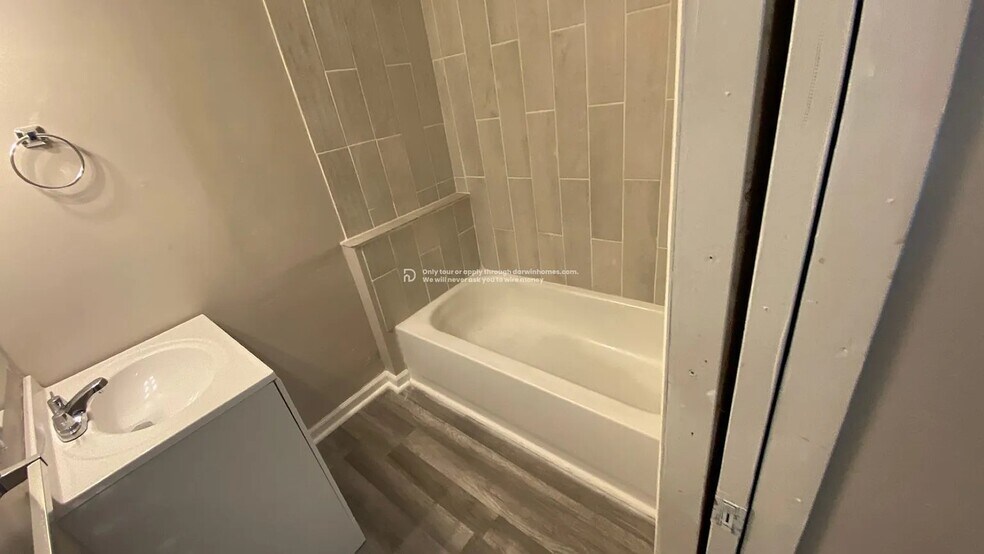 Building Photo - 7405 Montgall Ave