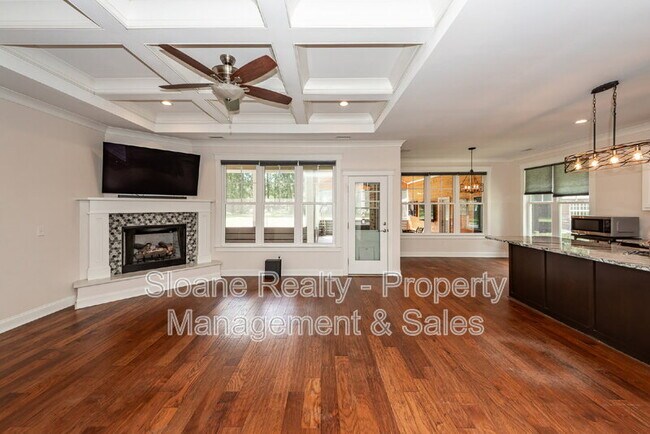Building Photo - 5751 Old Jacksonboro Rd