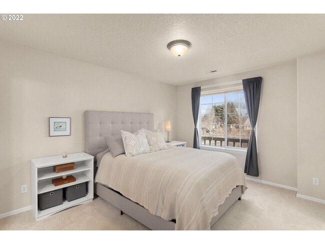 Building Photo - Available 2BD/2.5BATH Townhome in Desirabl...