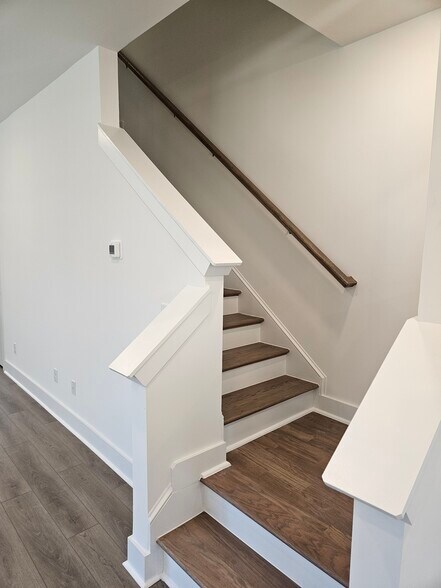 Building Photo - 31 Moon Haven Way