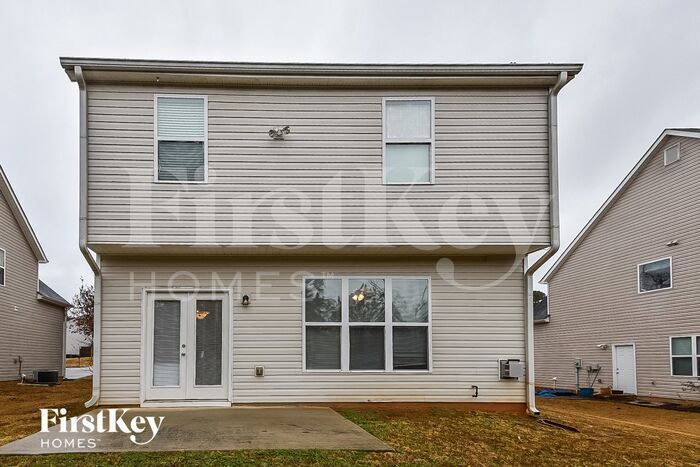 Building Photo - 8145 Willowbank Way