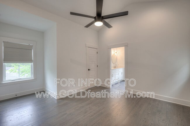 Building Photo - 709B 23rd St