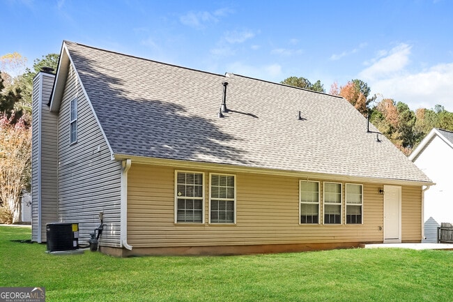 Building Photo - 7073 Stonecreek Dr