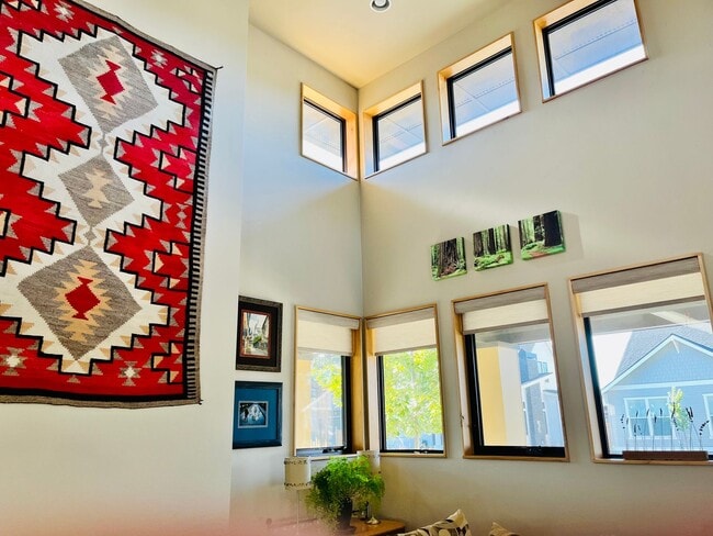Building Photo - Stunning Prairie style 2bd/2bath + office in ClearPine!