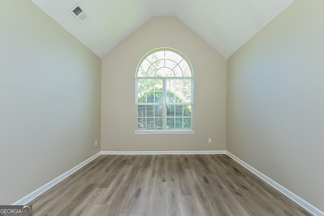 Building Photo - 117 Meadow Creek Ct