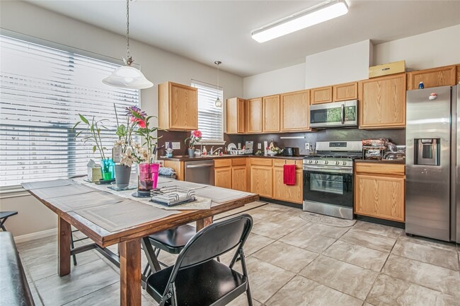 Building Photo - 16418 Pademelon Dr