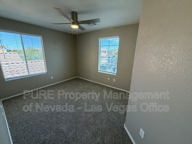 Building Photo - 4320 Laguna Garden Ave