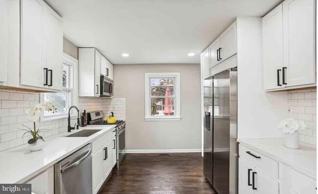 Building Photo - 7502 Alfred Dr