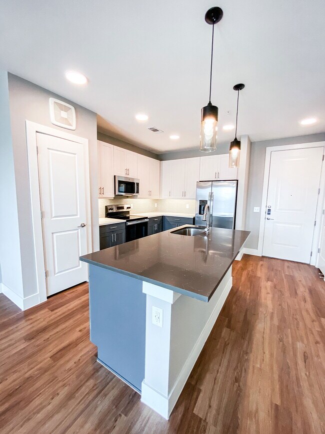 Primary Photo - 9500 Blue Mound Rd