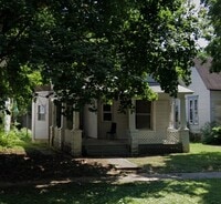Building Photo - 1657 E William St