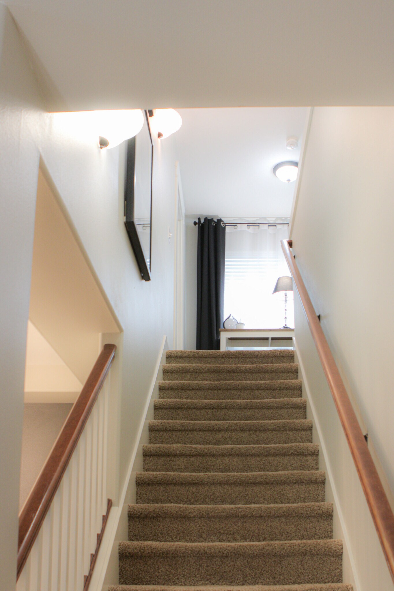 Building Photo - 7801 Rushmore Ave NE