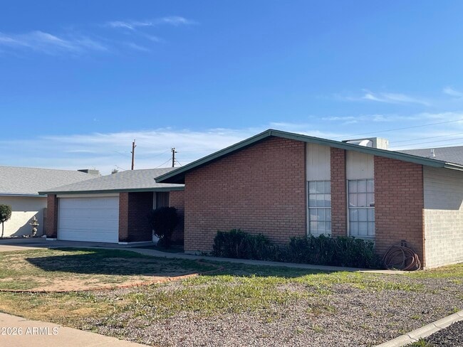 Building Photo - 3109 W Augusta Ave