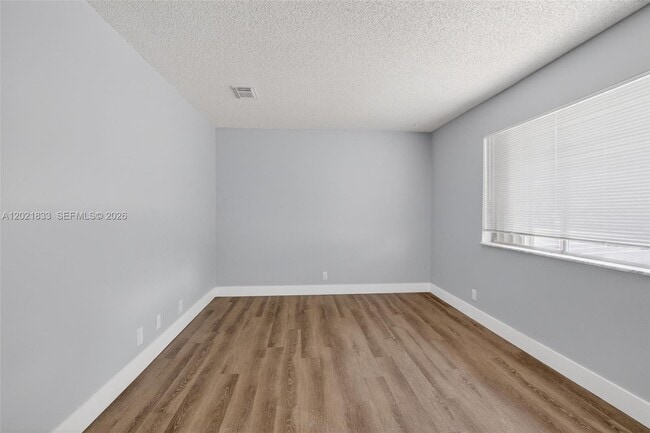 Building Photo - 1511 Ilene Ct