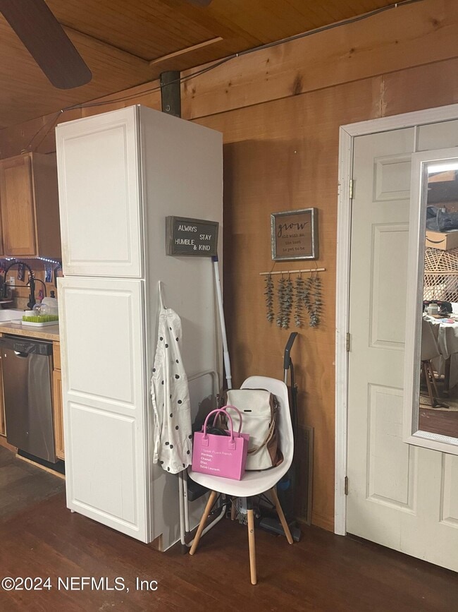 Building Photo - 6780 Co Rd 214