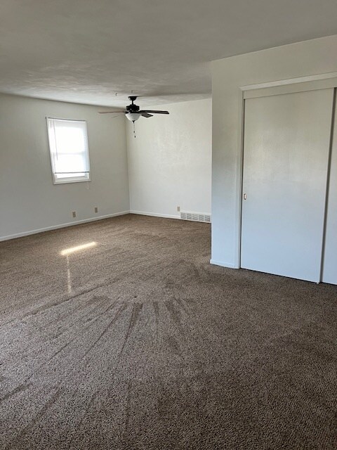 Building Photo - 610 W Main St