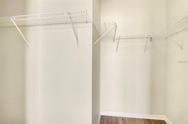 Building Photo - 1604 Scarlet Oak Loop