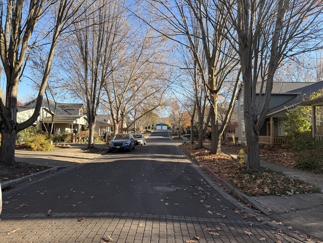 Building Photo - 164 Graham Way