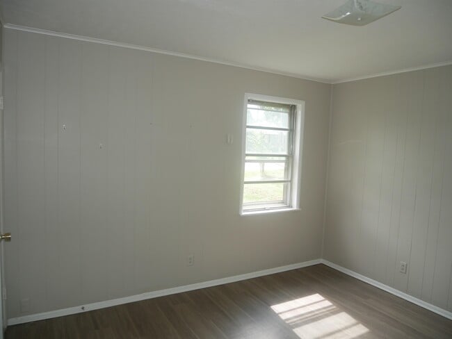 Building Photo - 5057 Gill Rd