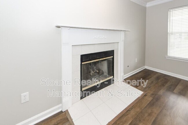 Building Photo - 4893 Habersham Ln