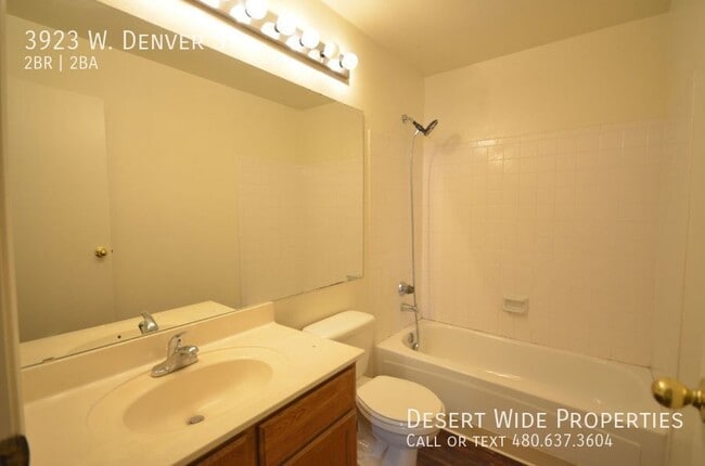 Building Photo - 3923 W Denver St