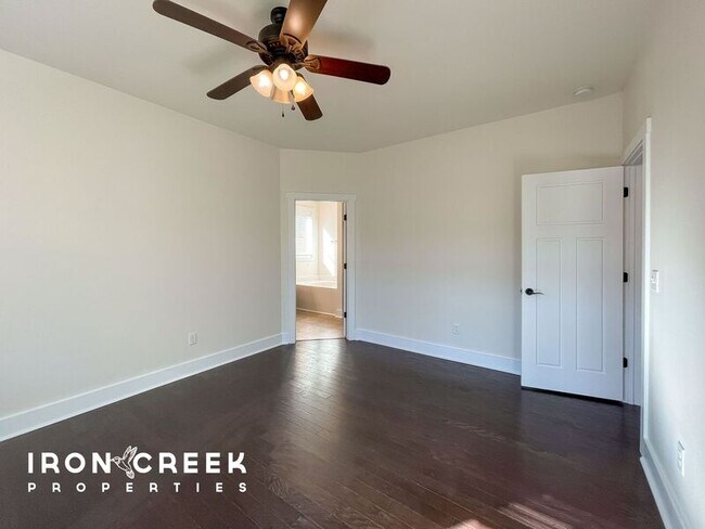 Building Photo - 24 Onteora Oaks Dr