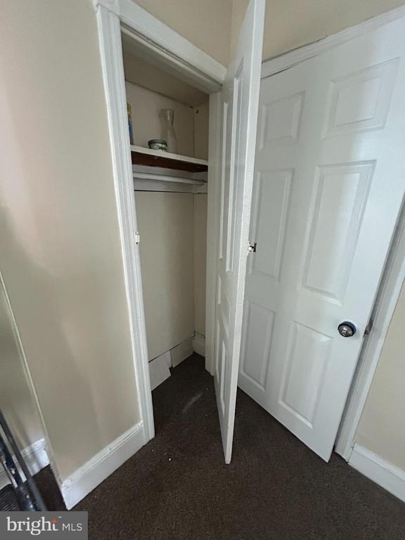 Building Photo - 5622 Appletree St