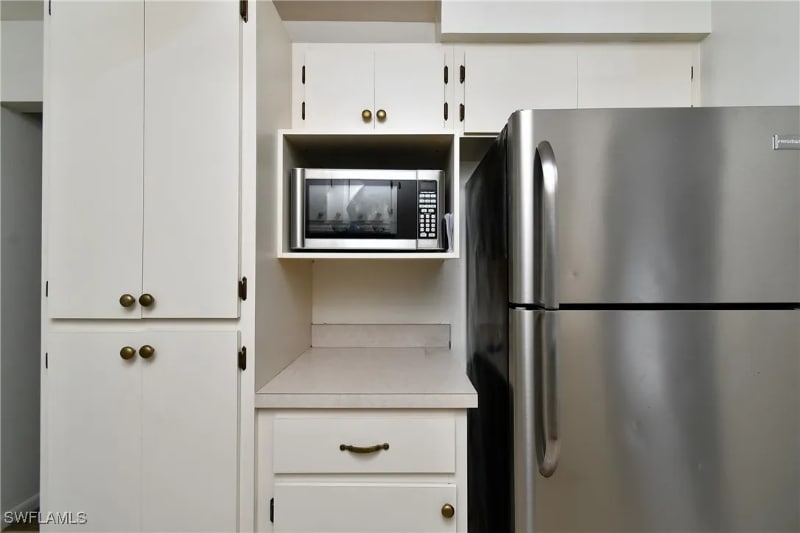 Building Photo - 3 Desert Candle Cir