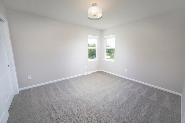 Building Photo - 7850 W Mourning Dove Ln