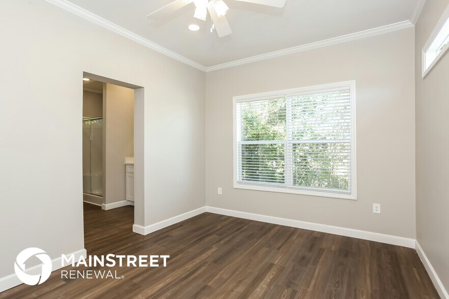 Building Photo - 2119 Lewis St