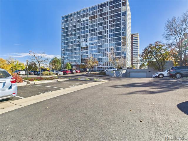 Building Photo - 3100 E Cherry Creek S Dr