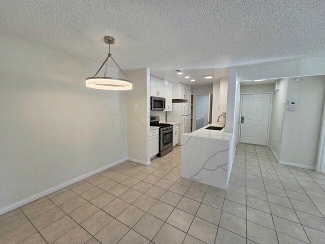 Building Photo - Spacious, Stylish Living in a Guard-Gated West Las Vegas Community in The Lakes with Resort-Style...