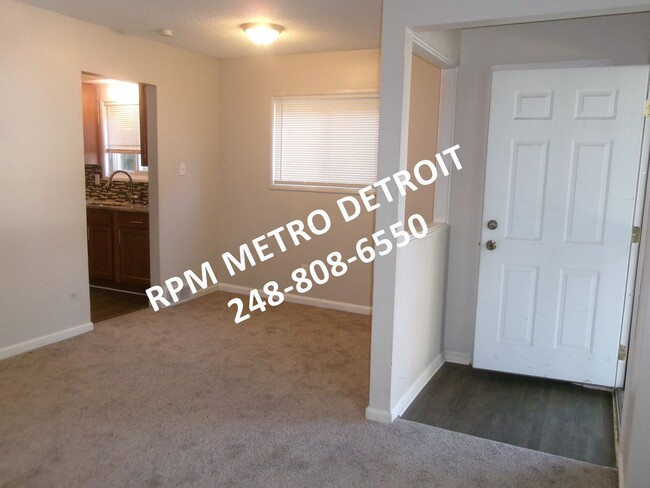 Building Photo - Move in Ready Ranch home in Inkster