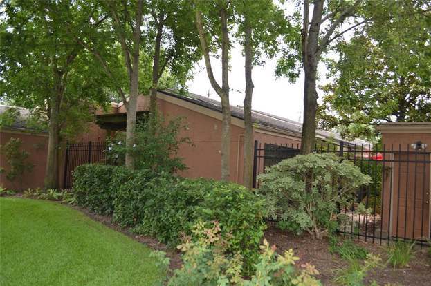 Building Photo - 2471 Briarwest Blvd