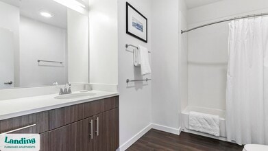 Building Photo - 185 Polaris Pointe