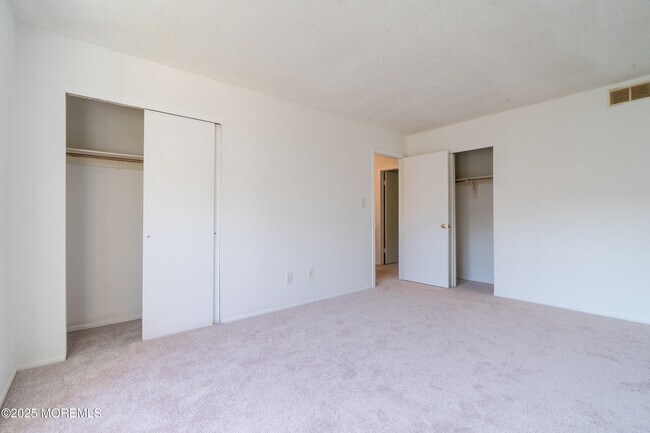 Building Photo - 1180 Rachel Ct