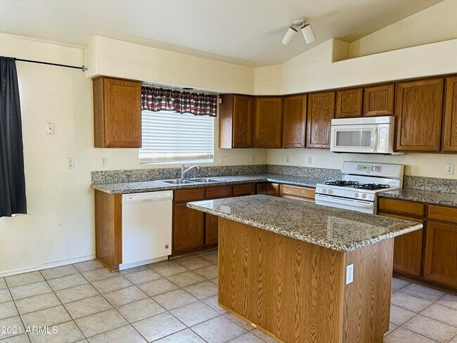 Building Photo - 1604 W Enfield Way