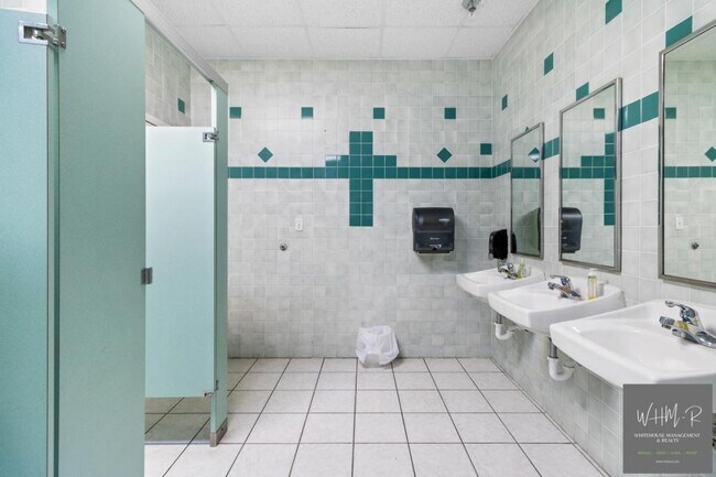 Building Photo - 926 Quincy St