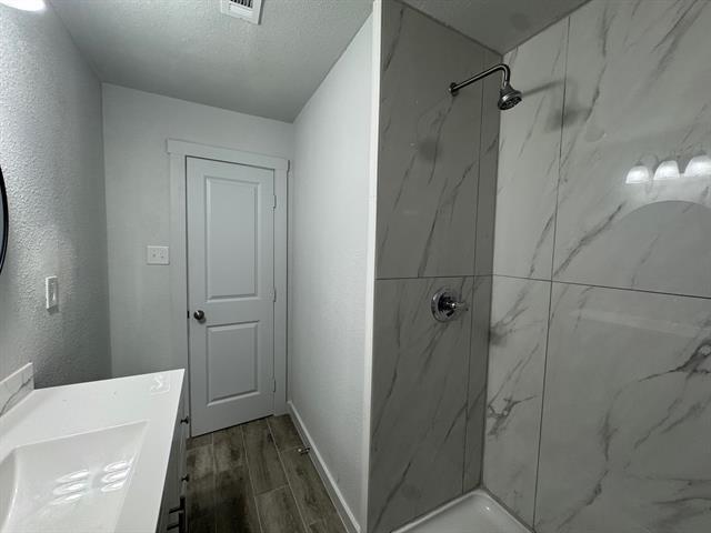 Building Photo - 309 Hillcrest St