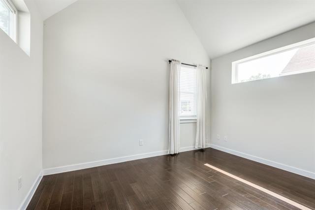 Building Photo - 1155 Crownview Ln