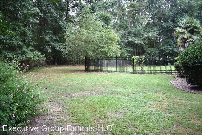 Building Photo - 4 br, 3.5 bath House - 8585 Midland Road