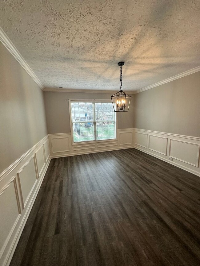 Building Photo - 9215 Eminence Ct