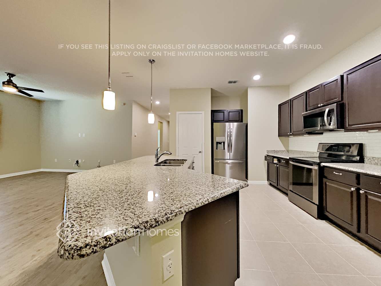 Building Photo - 2316 Avellino Ave