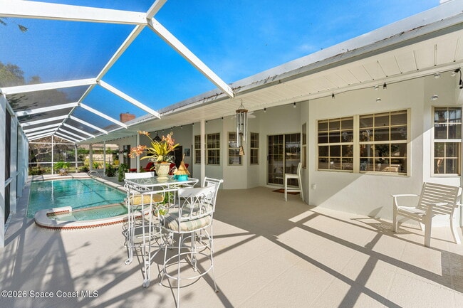 Building Photo - 662 Rossmoor Cir